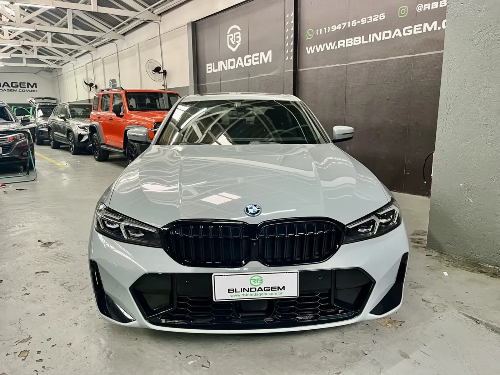 bmw-330e-2-0-16v-turbo-hibrido-m-sport-automatico-03