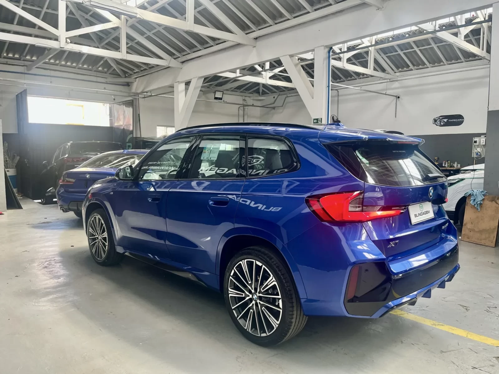 bmw-x1-2-0-16v-turbo-gasolina-sdrive20i-m-sport-steptronic-04