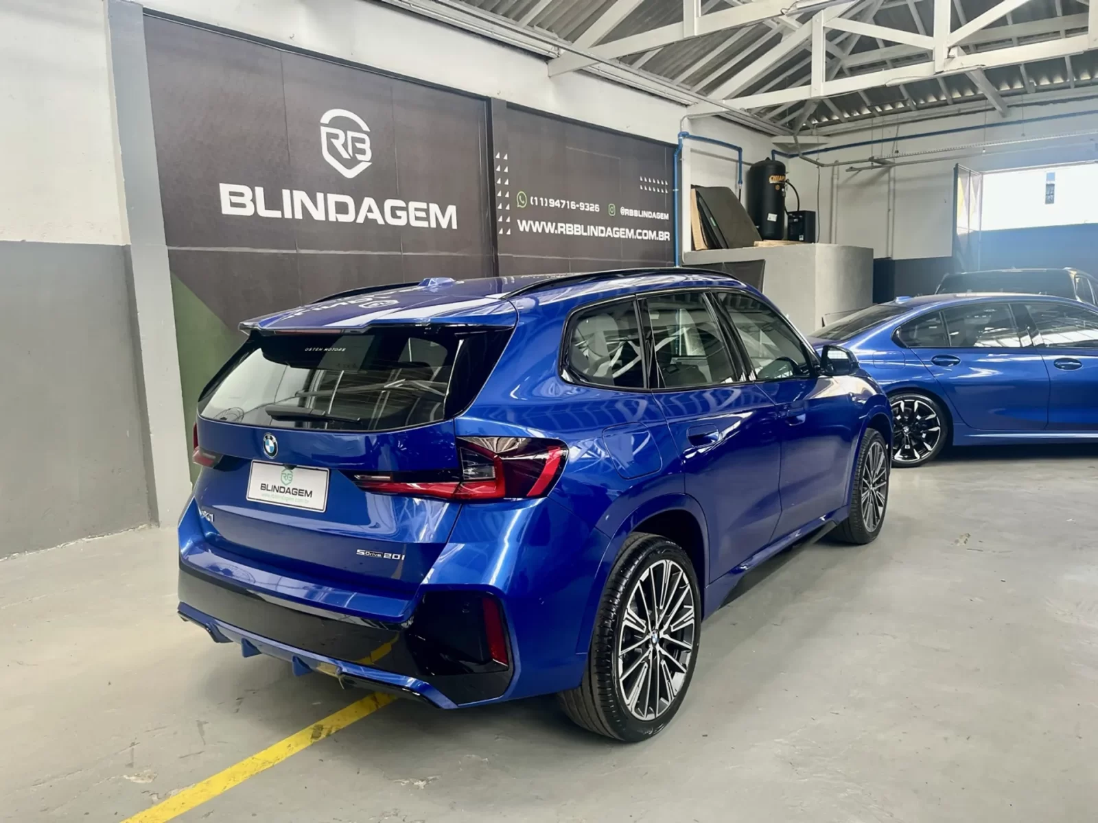 bmw-x1-2-0-16v-turbo-gasolina-sdrive20i-m-sport-steptronic-05