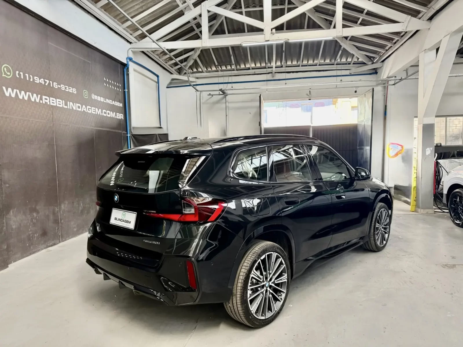 bmw-x1-2-0-16v-turbo-gasolina-sdrive20i-m-sport-steptronic-05