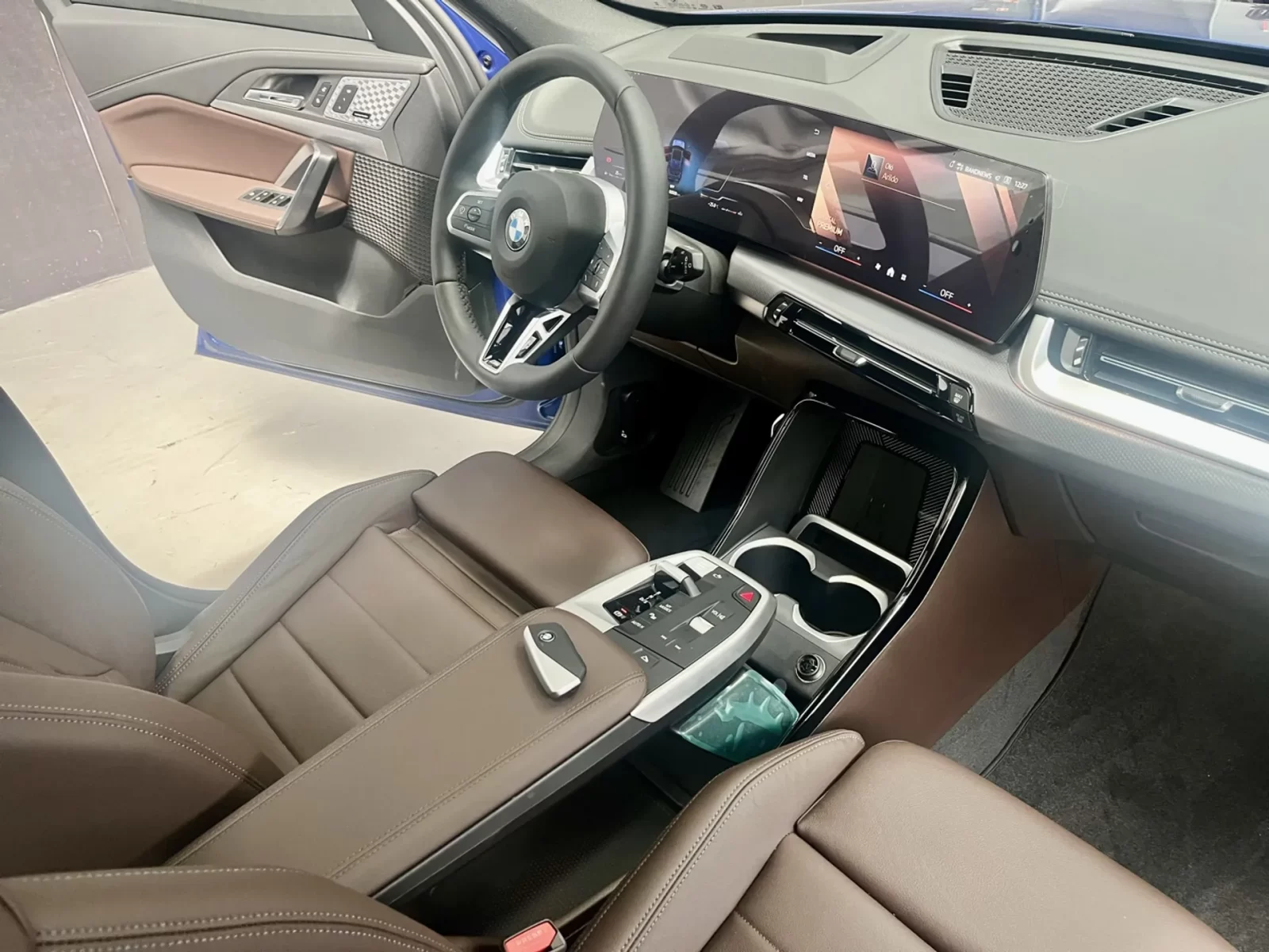 bmw-x1-2-0-16v-turbo-gasolina-sdrive20i-m-sport-steptronic-09