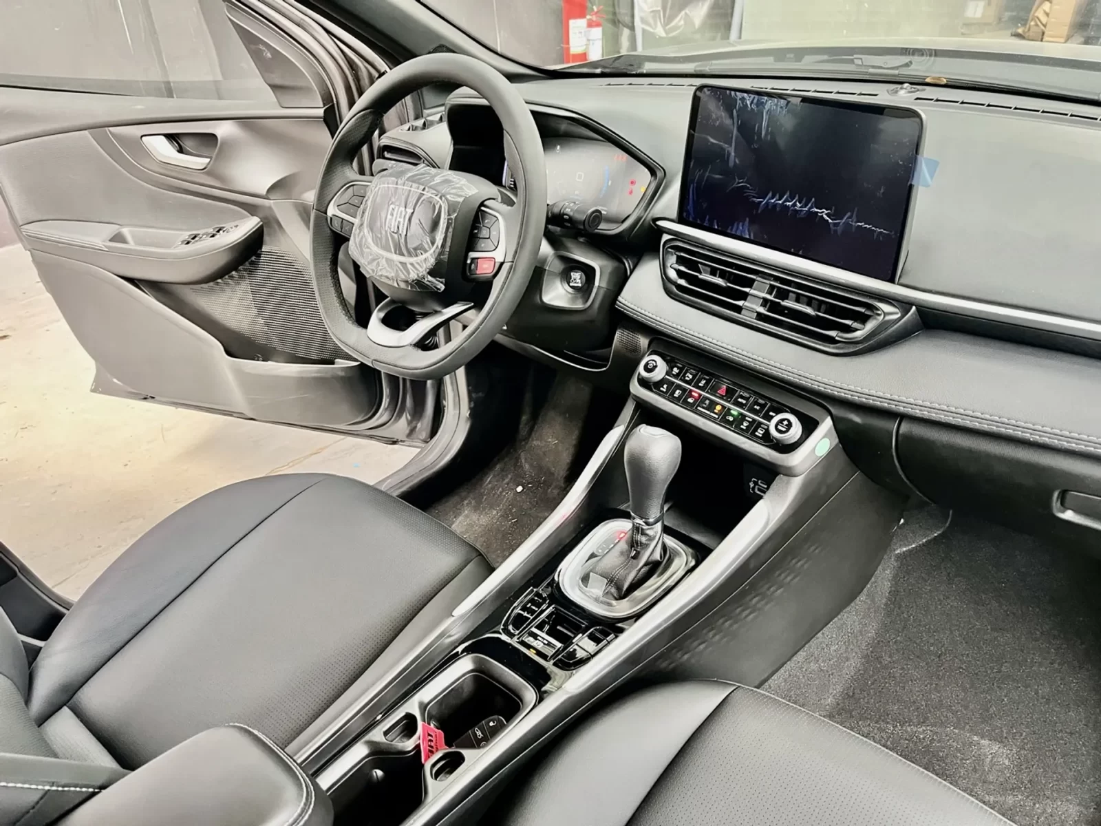 fiat-fastback-1-0-turbo-200-hybrid-impetus-cvt-09