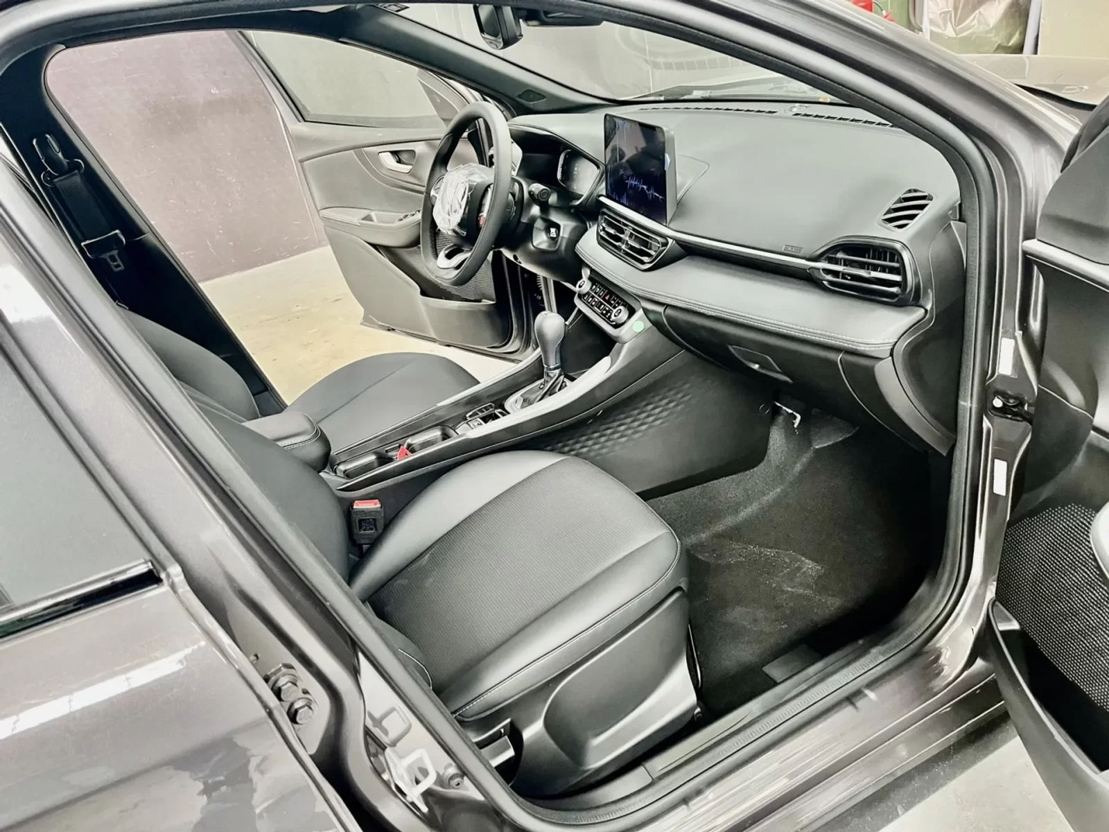 fiat-fastback-1-0-turbo-200-hybrid-impetus-cvt-10