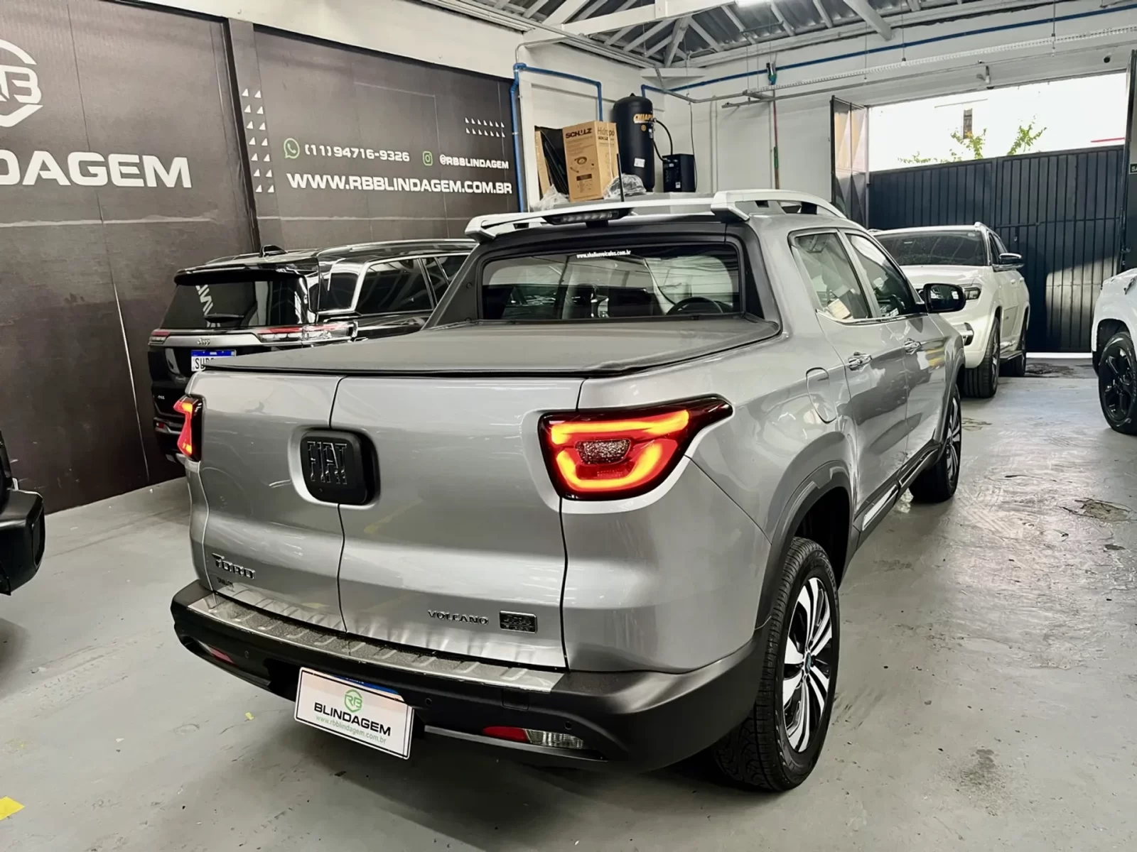 fiat-toro-22-turbo-diesel-volcano-4wd-at9-4-portas-2025-04