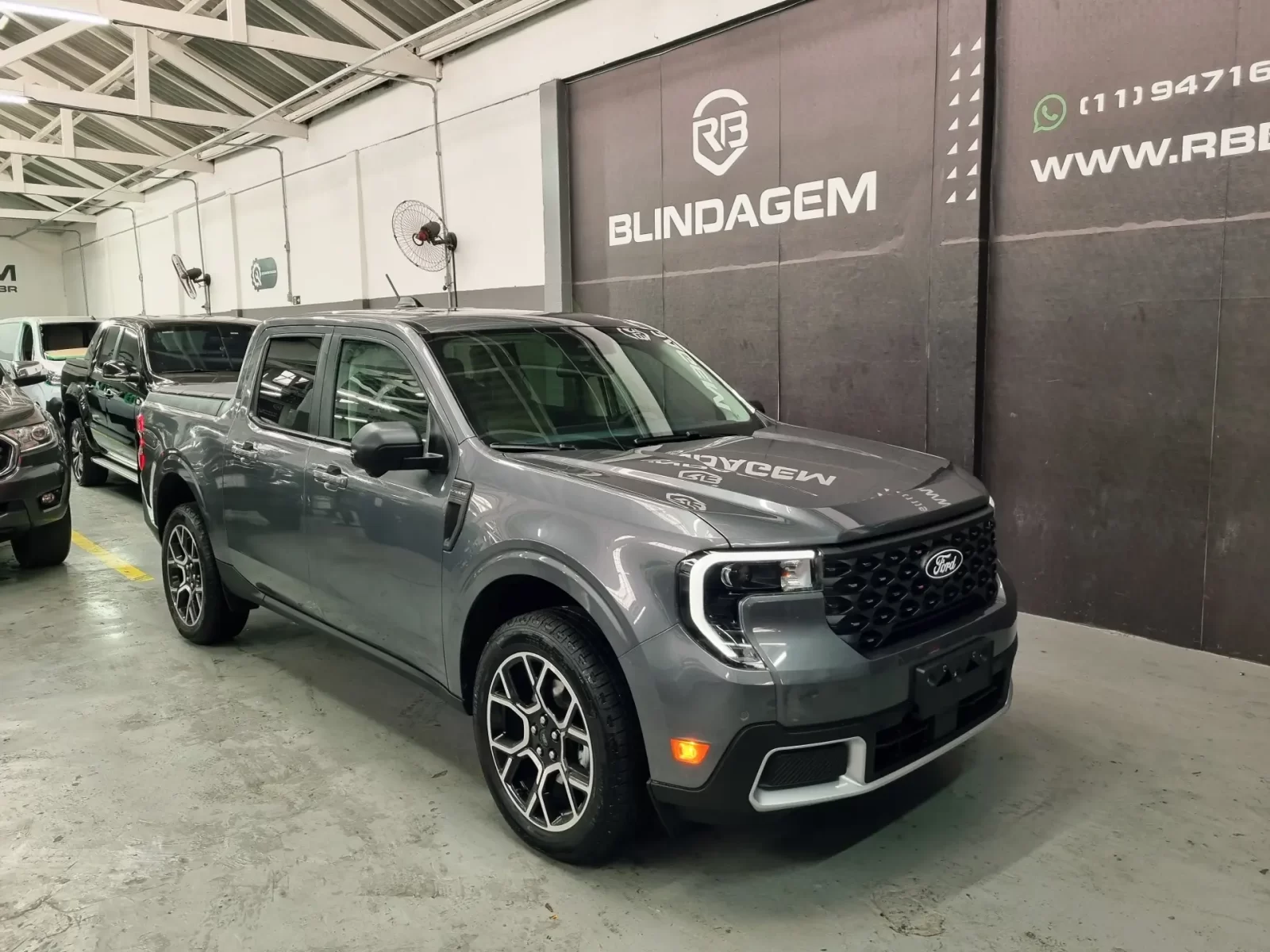 ford-maverick-2-5-hybrid-lariat-ecvt-01