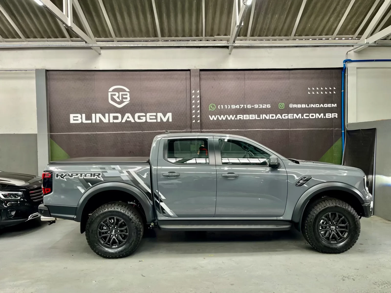 ford-ranger-3-0-v6-turbo-gasolina-raptor-4x4-automatico-02