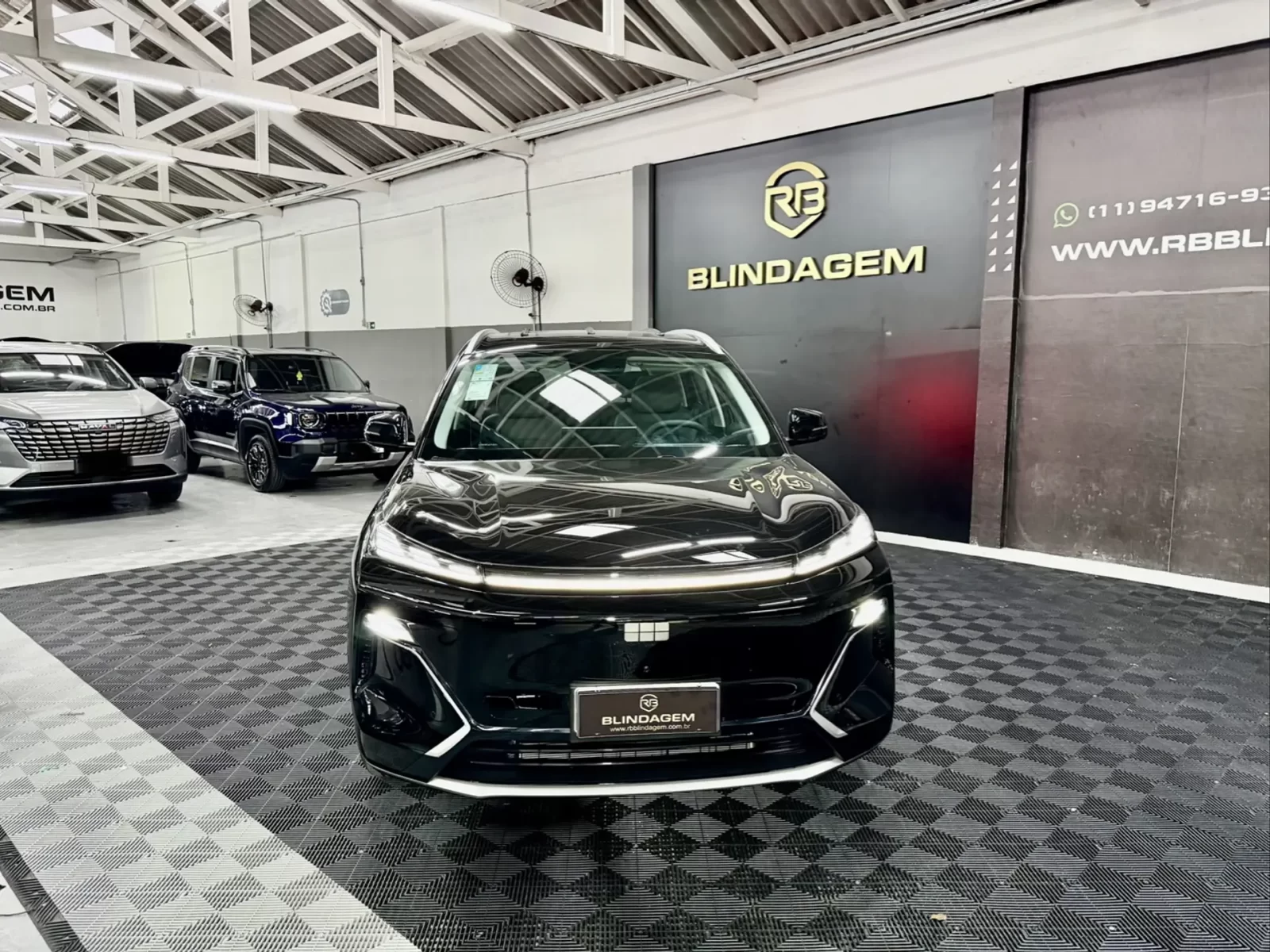 geely-ex5-emi-1-5-phev-max-edht-01