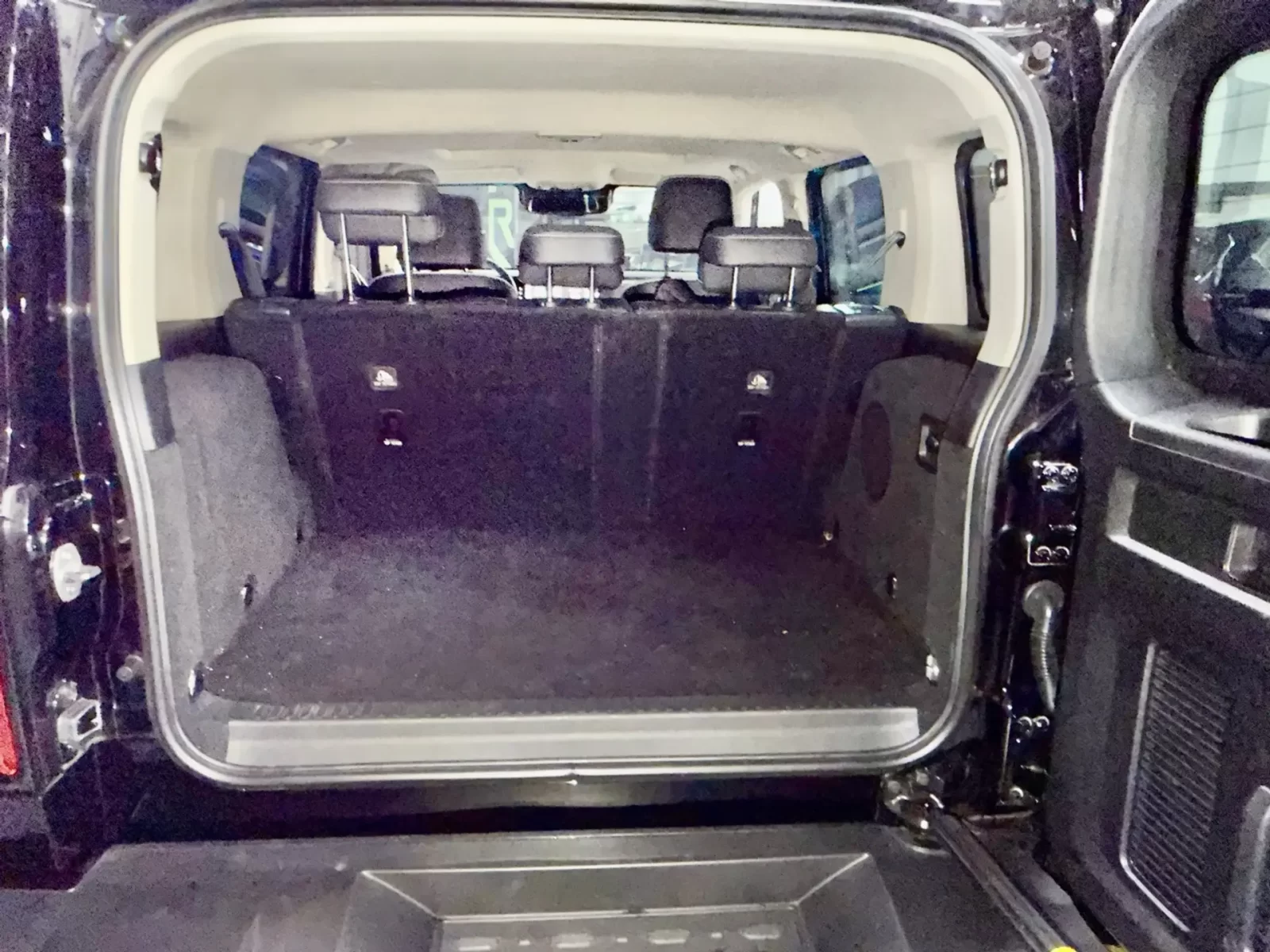 gwm-tank-300-2-0-hi4t-phev-4x4-9hat-13
