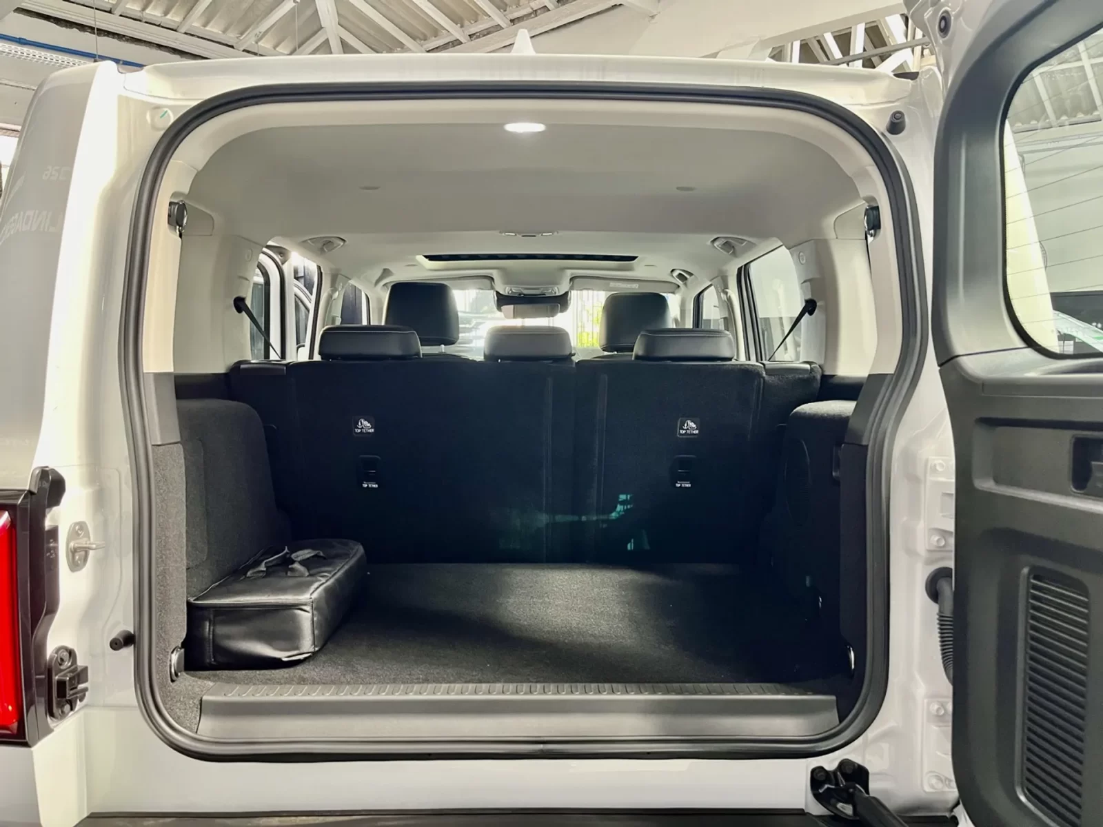 gwm-tank-300-20-hi4-t-phev-4x4-9hat-4-portas-2025-12