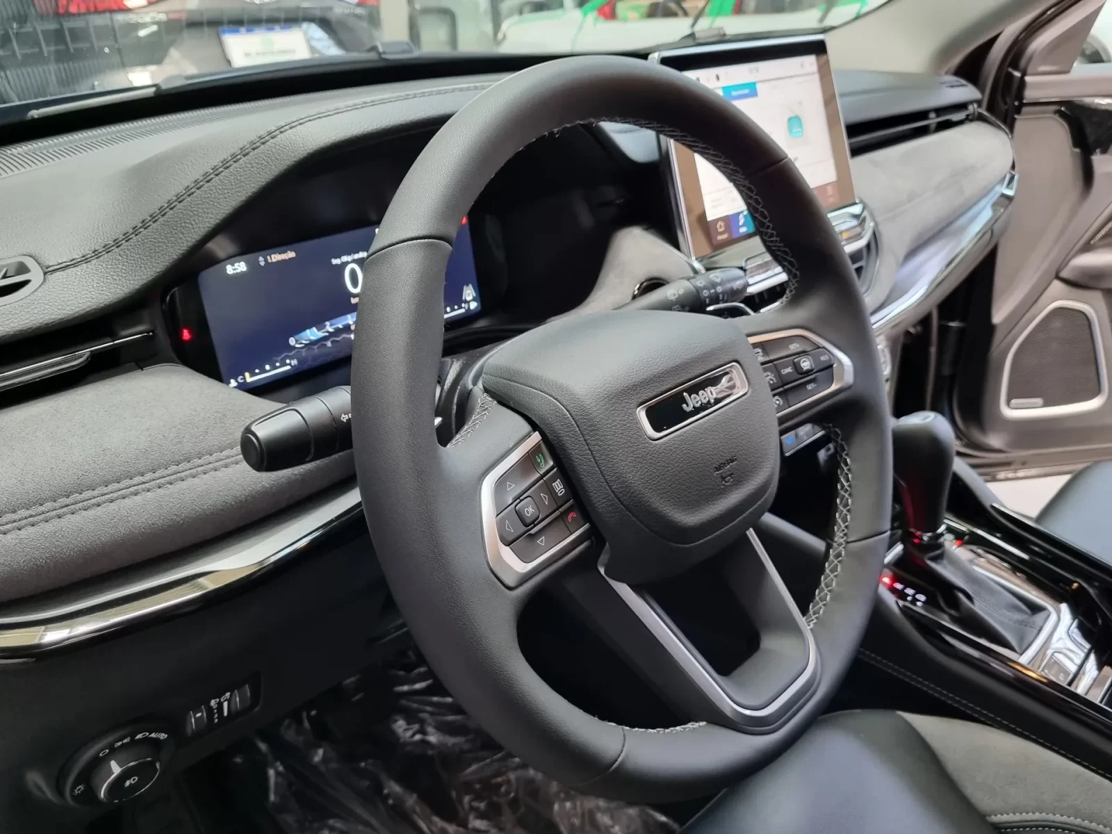 jeep-commander-1-3-t270-turbo-flex-limited-at6-09