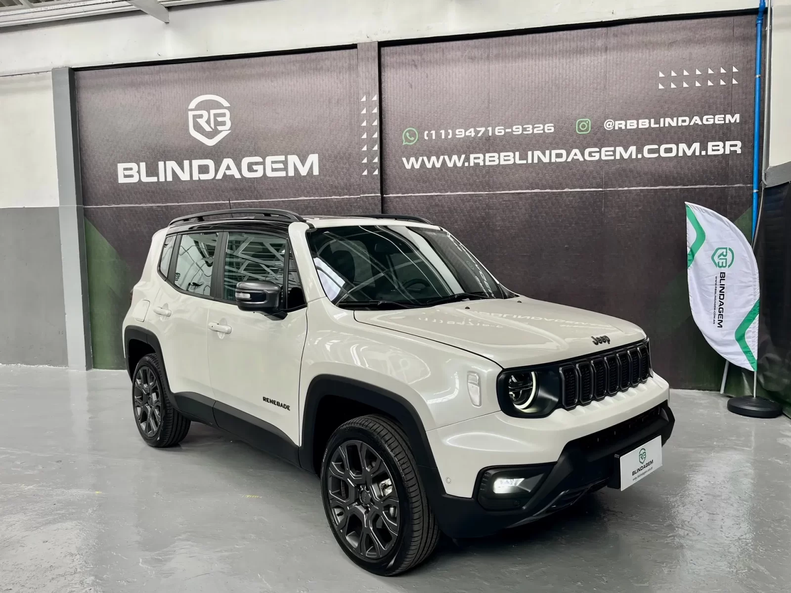 jeep-renegade-1-3-t270-turbo-flex-s-4x4-at9-01