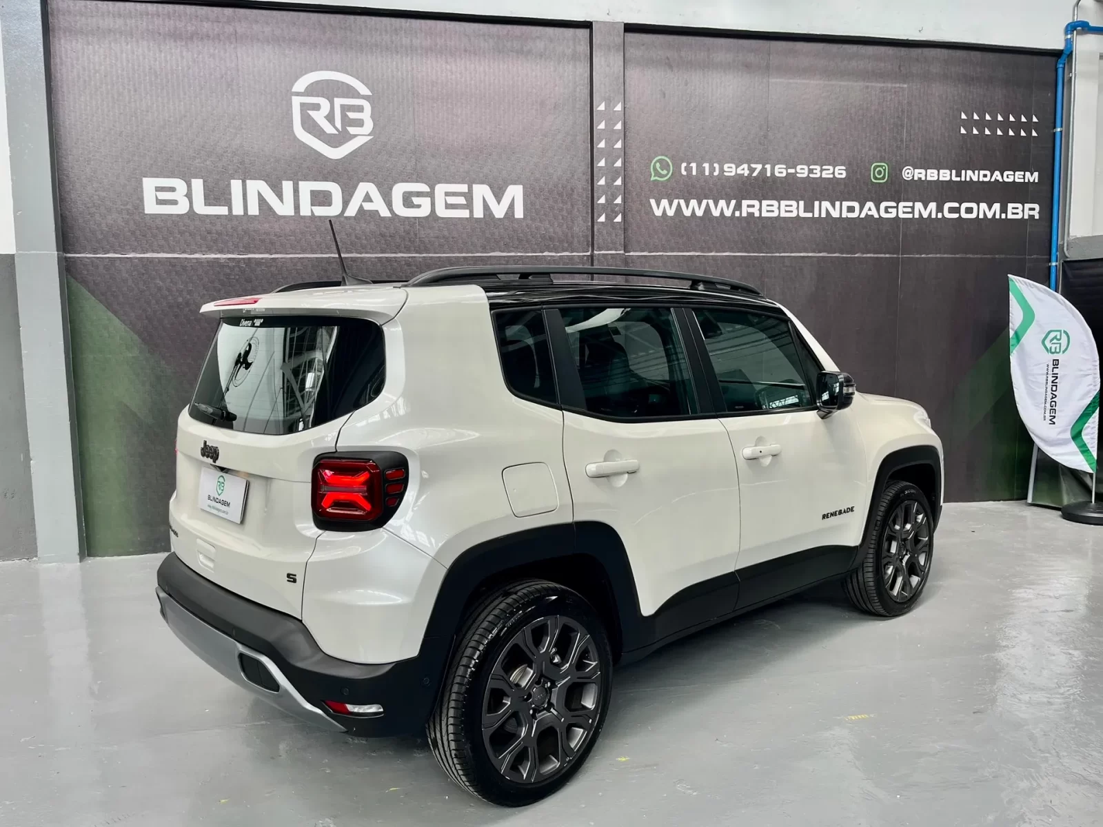 jeep-renegade-1-3-t270-turbo-flex-s-4x4-at9-05