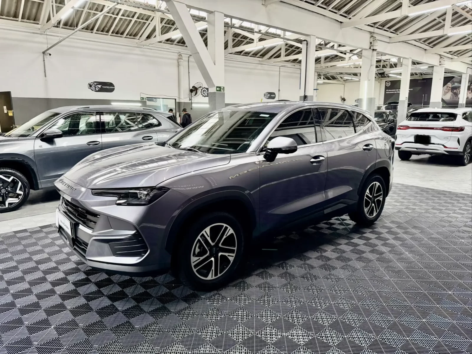jetour-s06-1-5-tgdi-phev-advance-dht-03