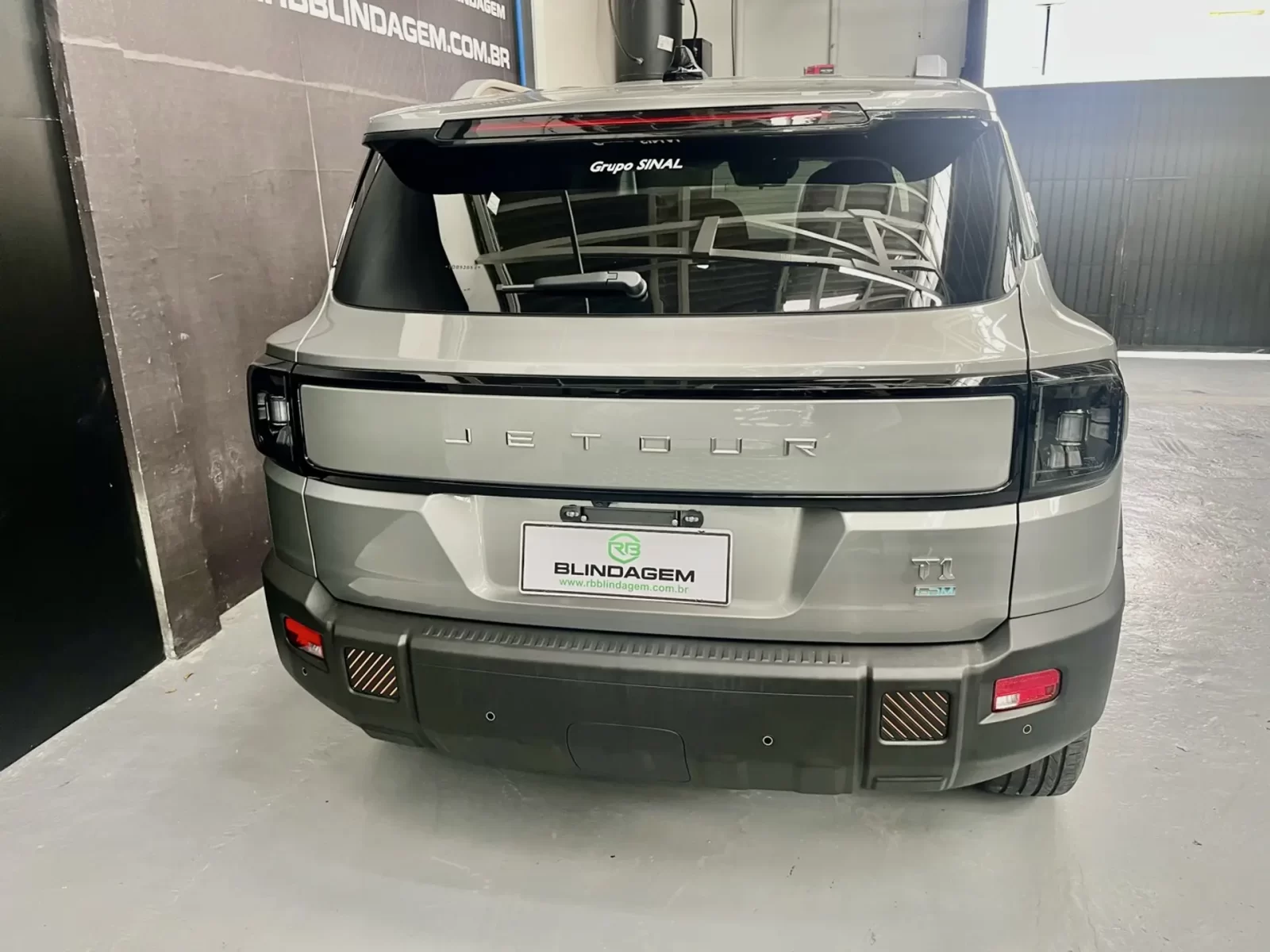 jetour-t1-1-5-tgdi-phev-premium-dht-07