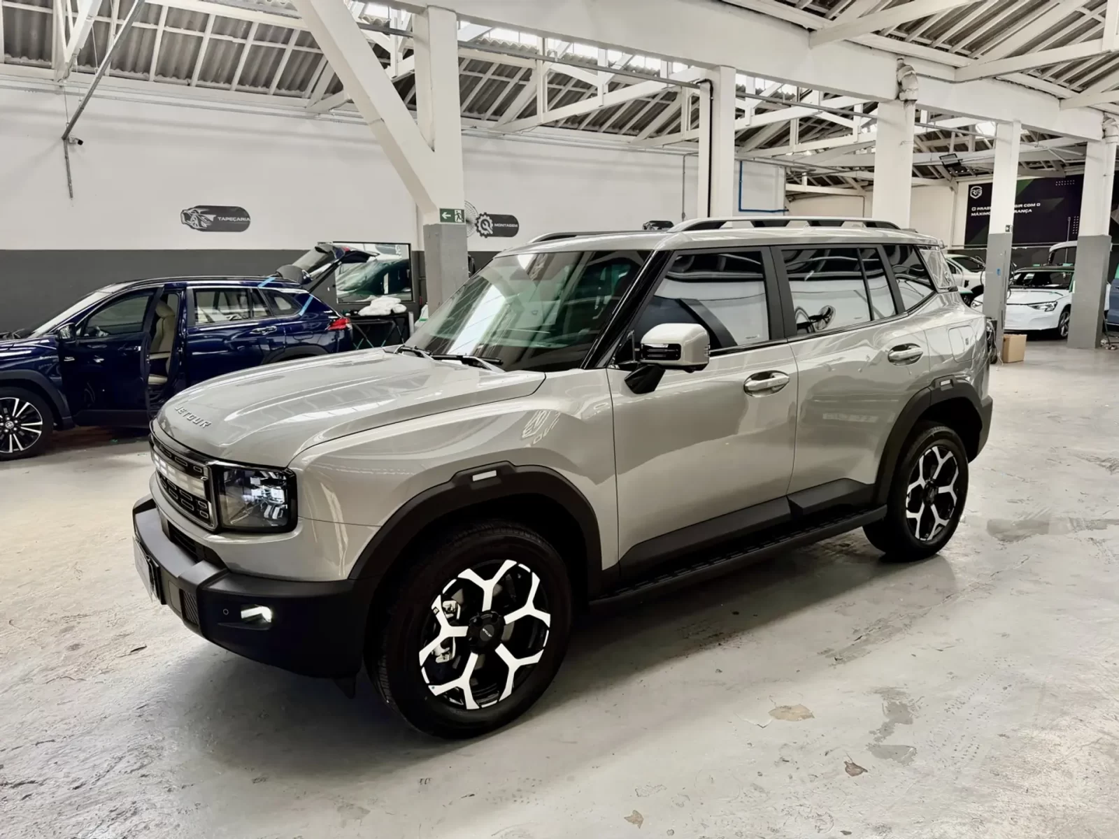 jetour-t1-1-5-tgdi-phev-premium-dht-2