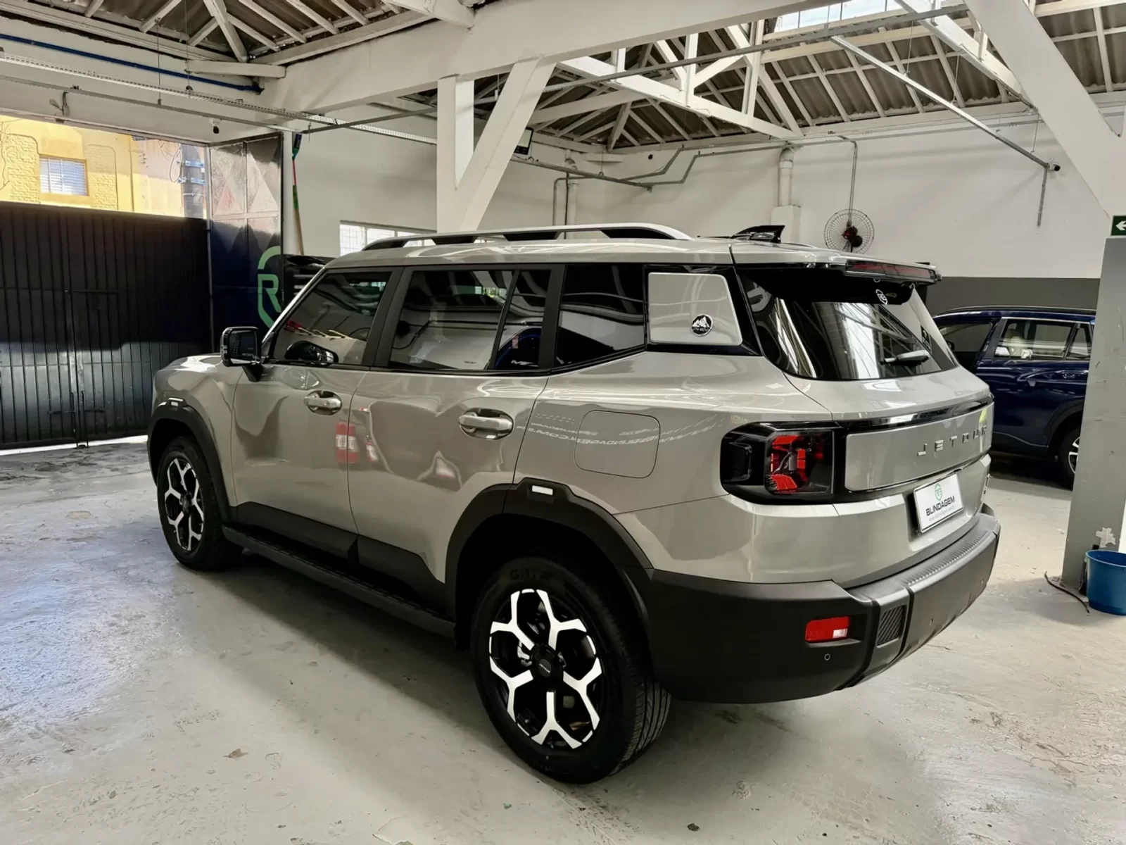 jetour-t1-1-5-tgdi-phev-premium-dht-6