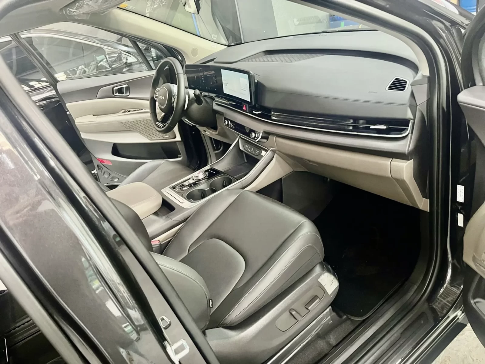 kia-carnival-3-5-v6-gasolina-ex-automatico-11