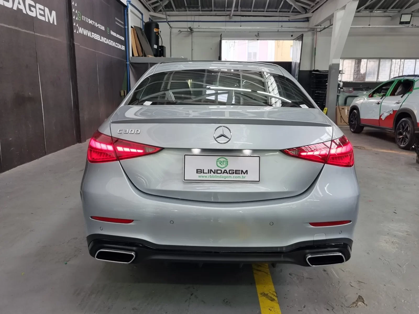 mercedesbenz-c-300-2-0-eq-boost-hibrido-amg-line-9gtronic-05