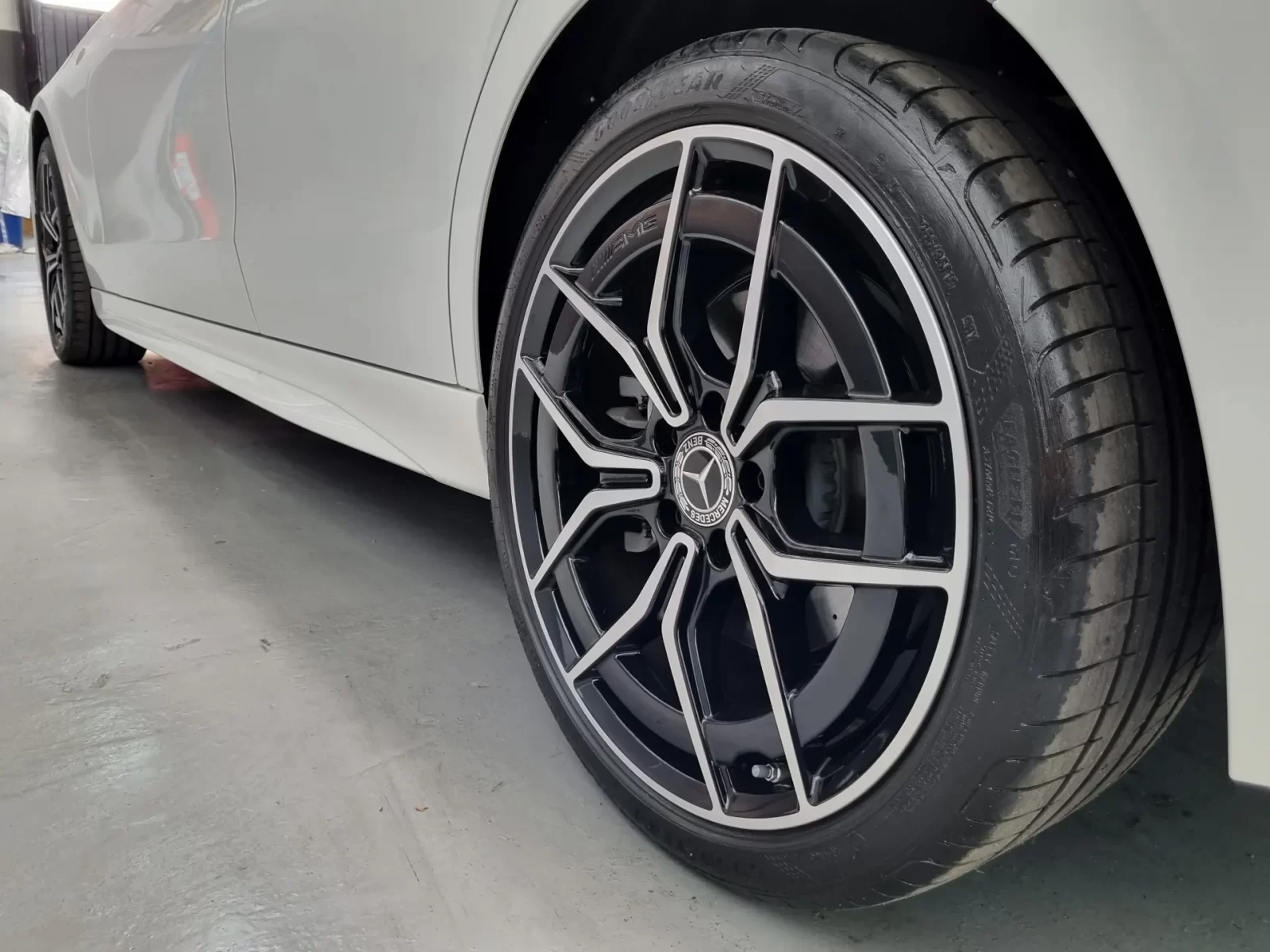 mercedesbenz-c-300-2-0-eq-boost-hibrido-amg-line-9gtronic-07webp