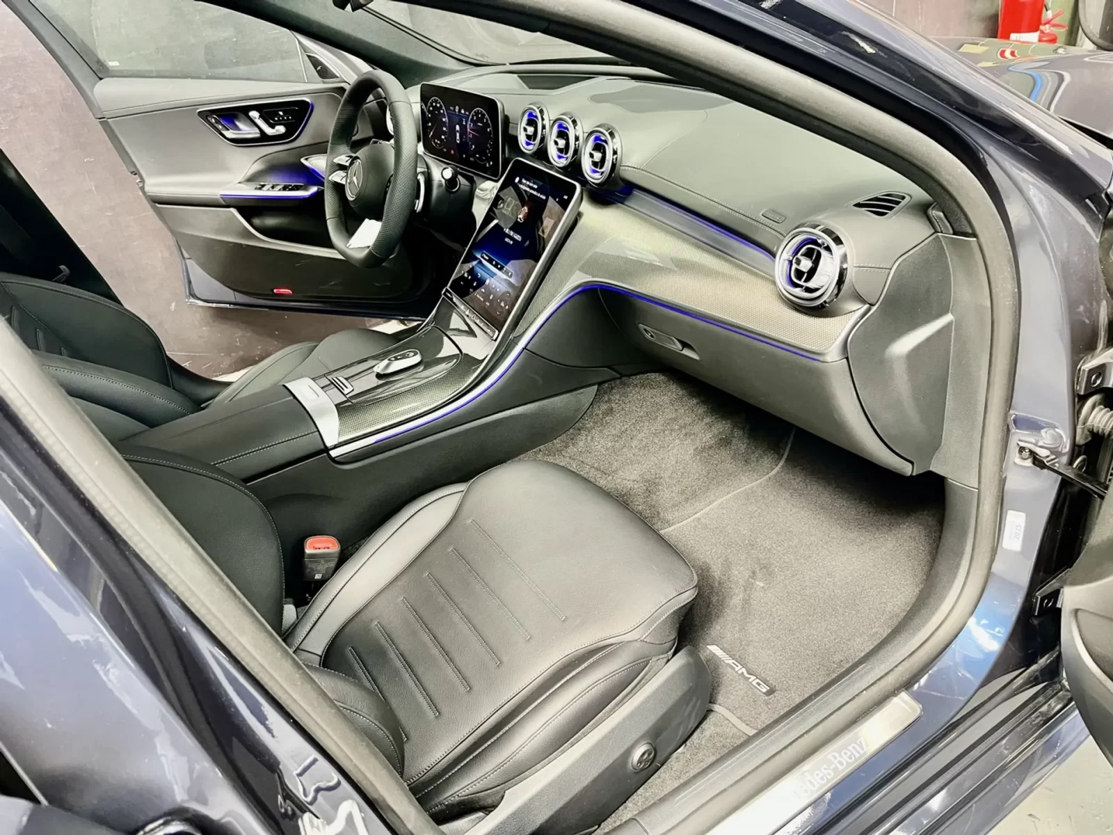mercedesbenz-c-300-2-0-eq-boost-hibrido-amg-line-9gtronic-11