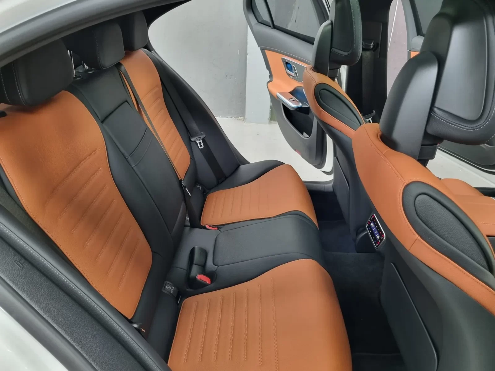 mercedesbenz-c-300-2-0-eq-boost-hibrido-amg-line-9gtronic-15webp