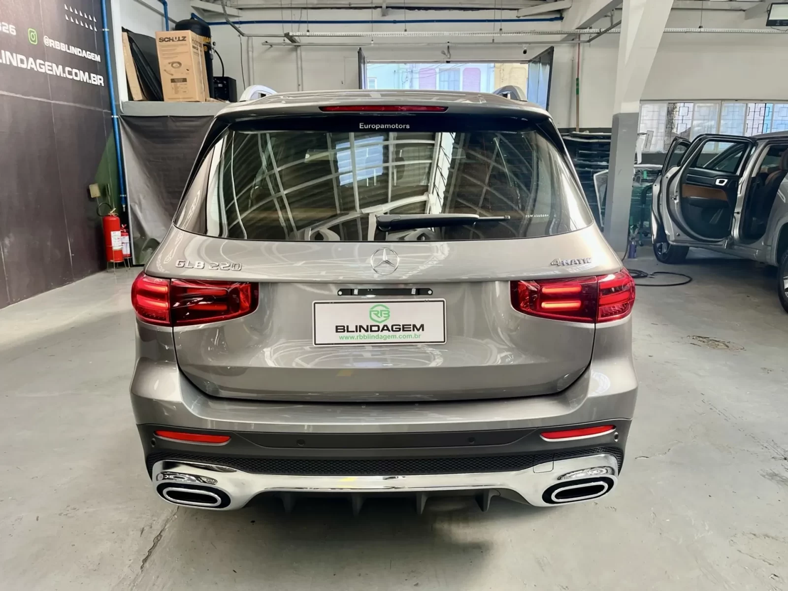 mercedesbenz-glb-220-2-0-mhev-amg-line-4matic-8gdct-07