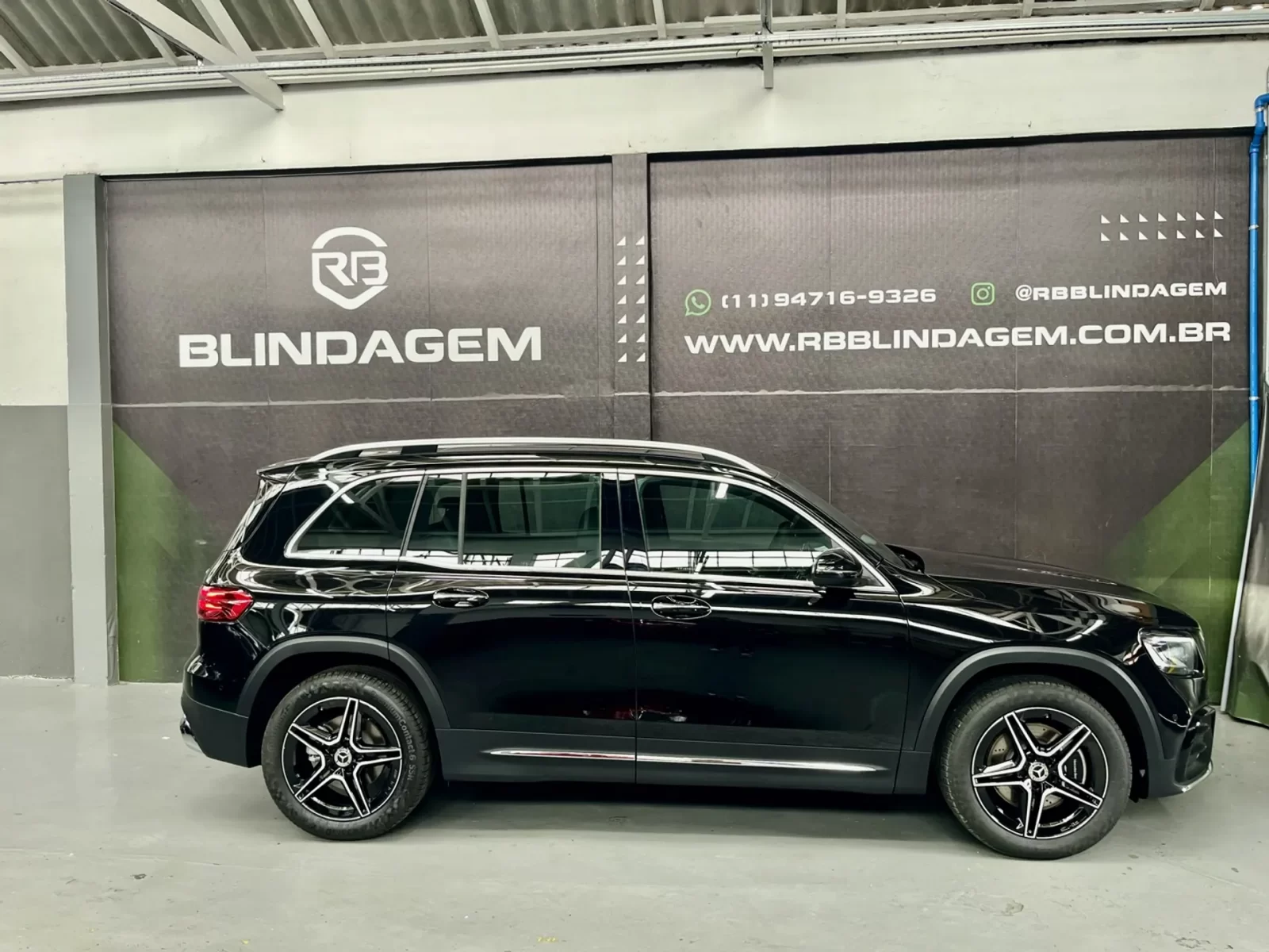 mercedesbenz-glb-220-2-0-mhev-amg-line-4matic-8gdct-wmimagem23531690634