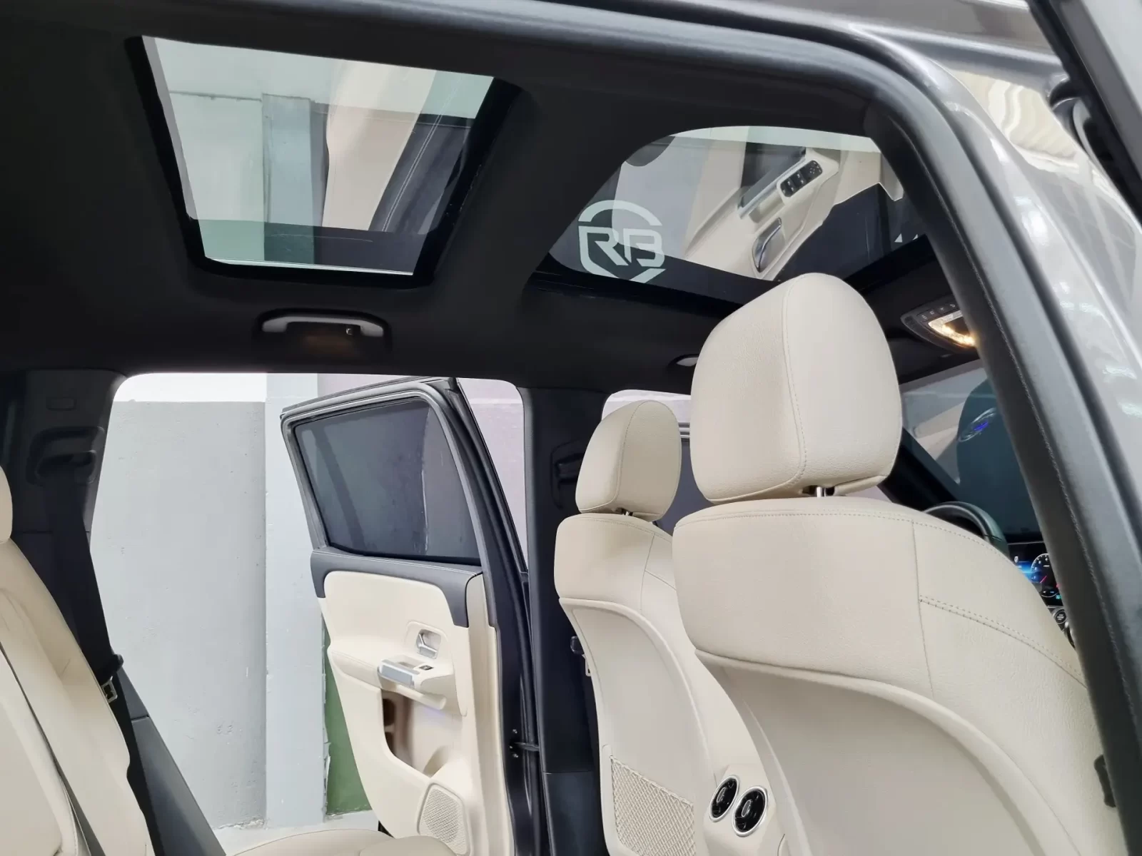 mercedesbenz-glb-220-2-0-mhev-progressive-4matic-8gdct-18