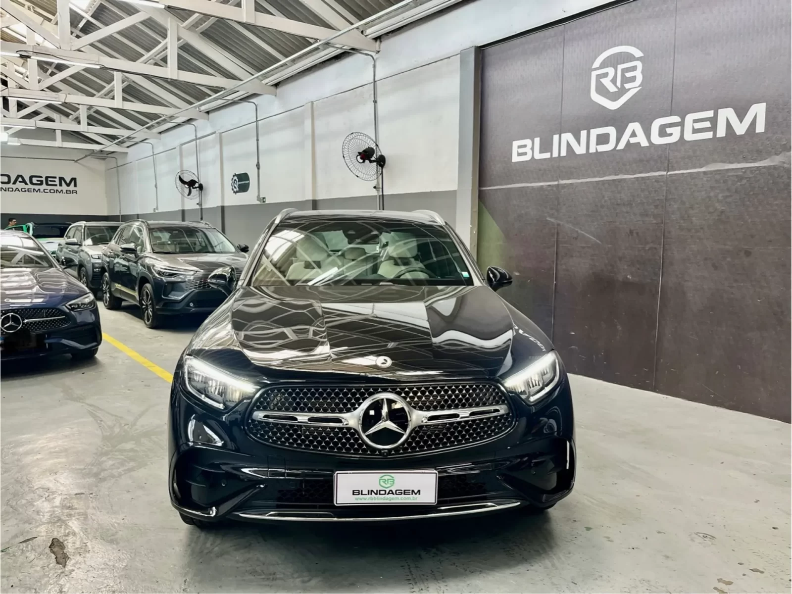 mercedesbenz-glc-300-2-0-mhev-amg-line-4matic-9gtronic-03
