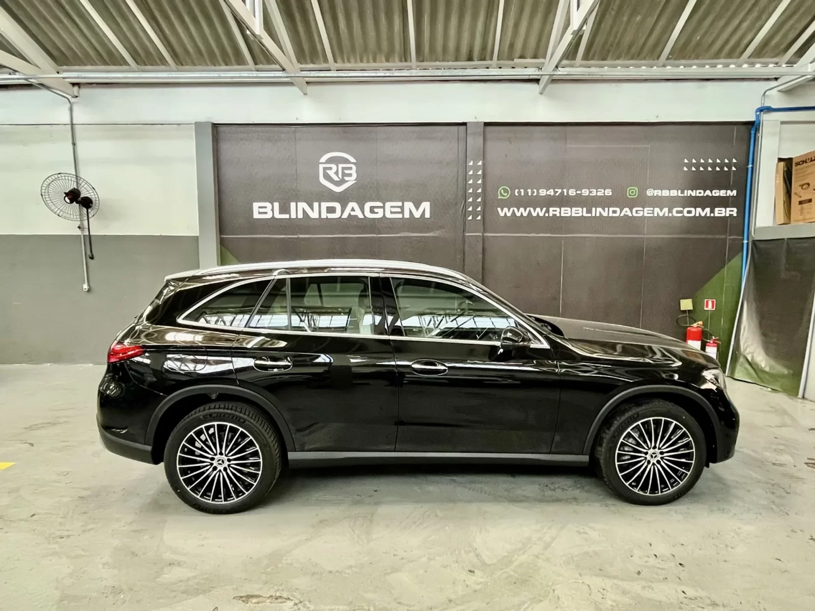 mercedesbenz-glc-300-2-0-mhev-amg-line-4matic-9gtronic-05