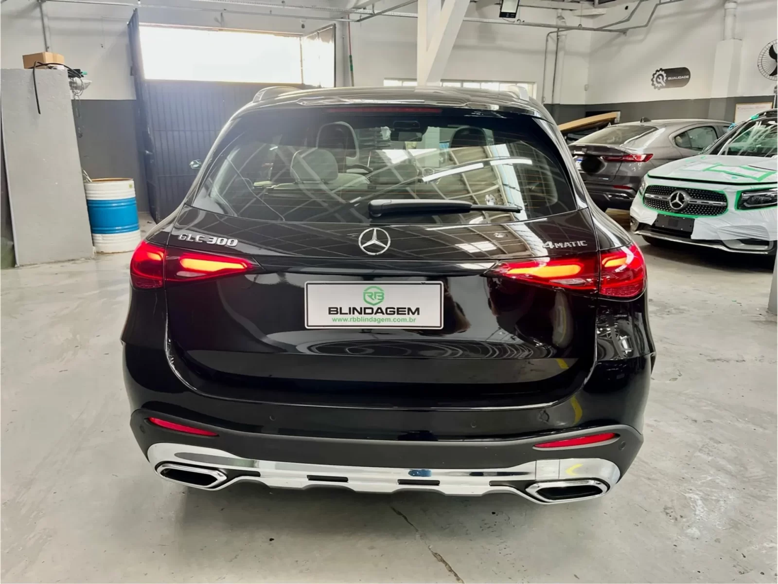 mercedesbenz-glc-300-2-0-mhev-amg-line-4matic-9gtronic-06