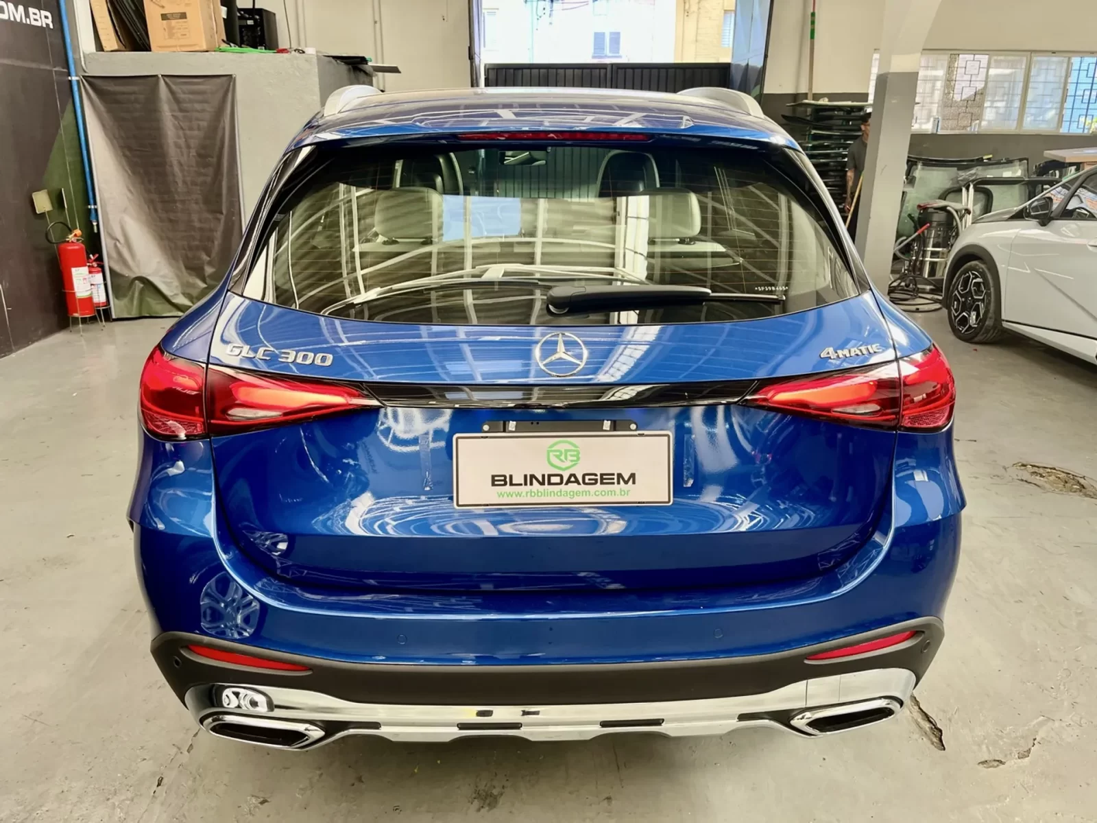 mercedesbenz-glc-300-2-0-mhev-amg-line-4matic-9gtronic-09