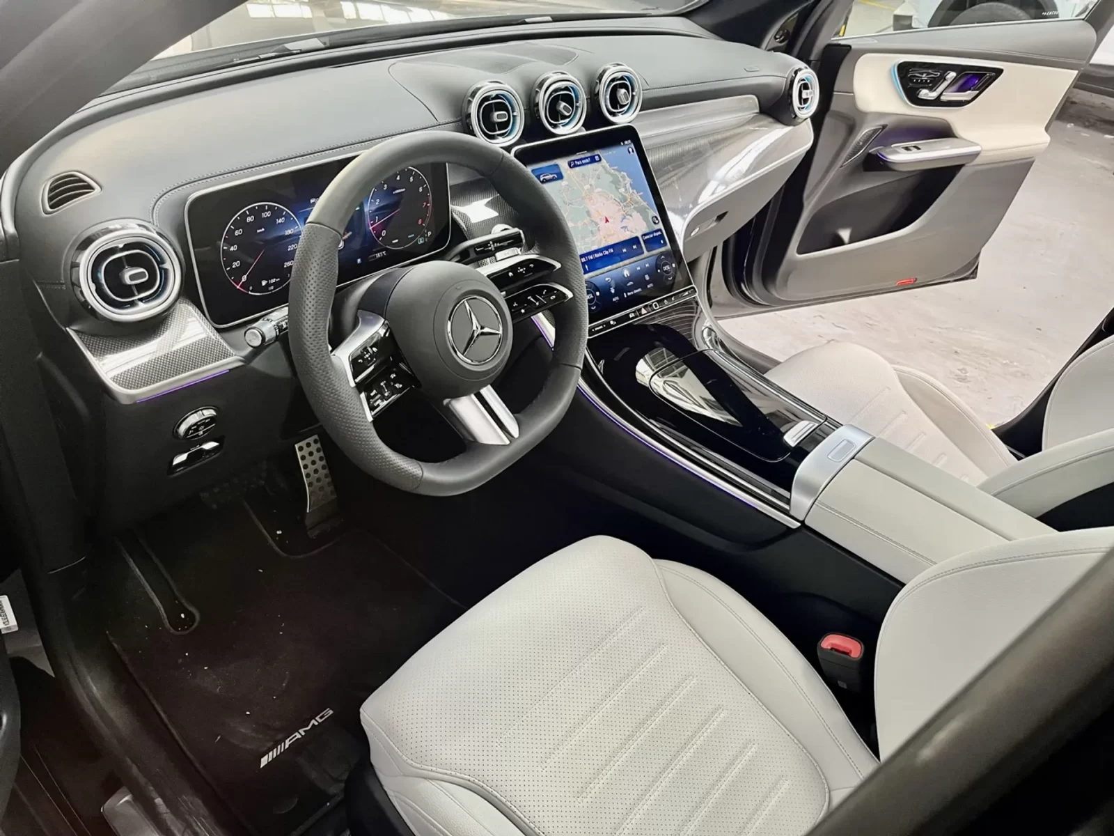 mercedesbenz-glc-300-2-0-mhev-amg-line-4matic-9gtronic-10