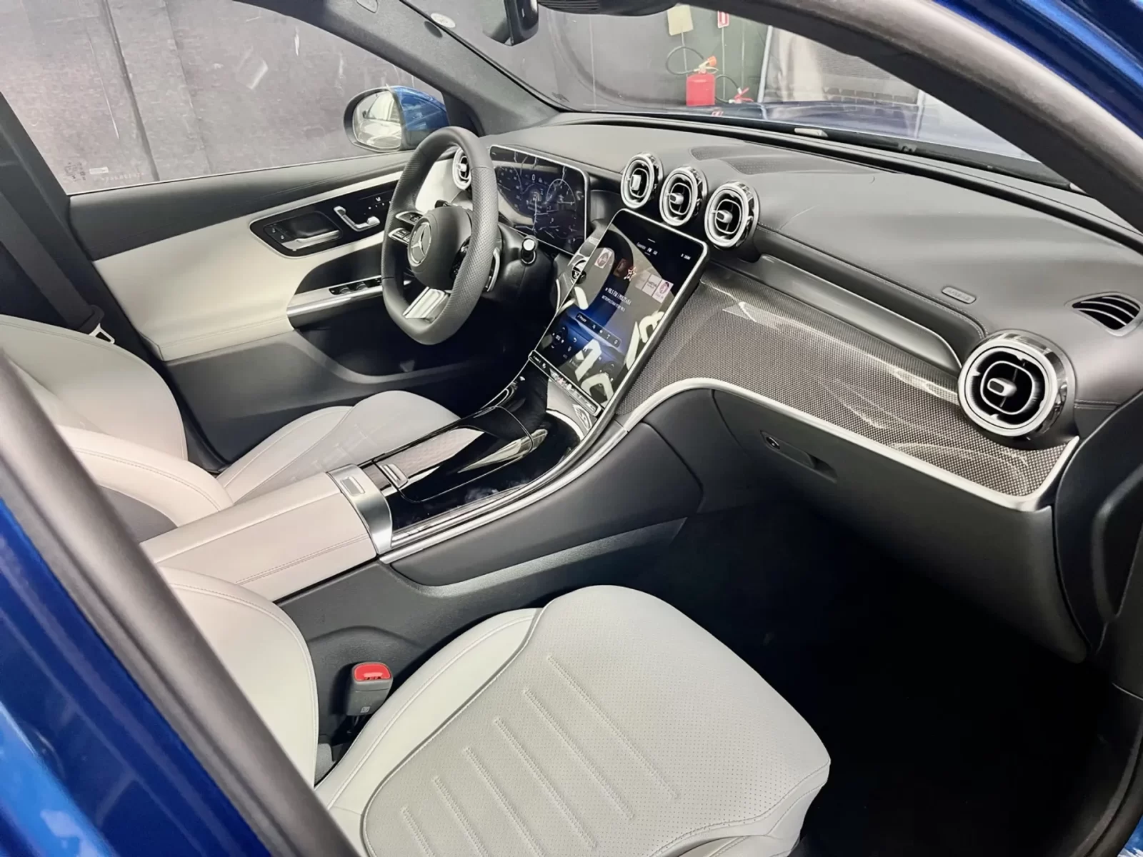 mercedesbenz-glc-300-2-0-mhev-amg-line-4matic-9gtronic-13