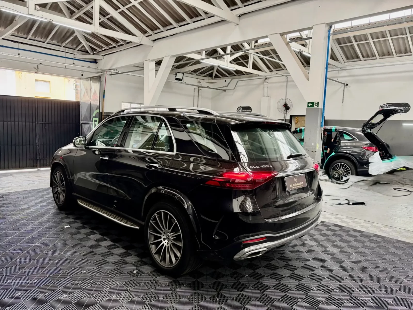 mercedesbenz-gle-450d-3-0-i6-mhev-diesel-amg-line-4matic-9gtronic-06