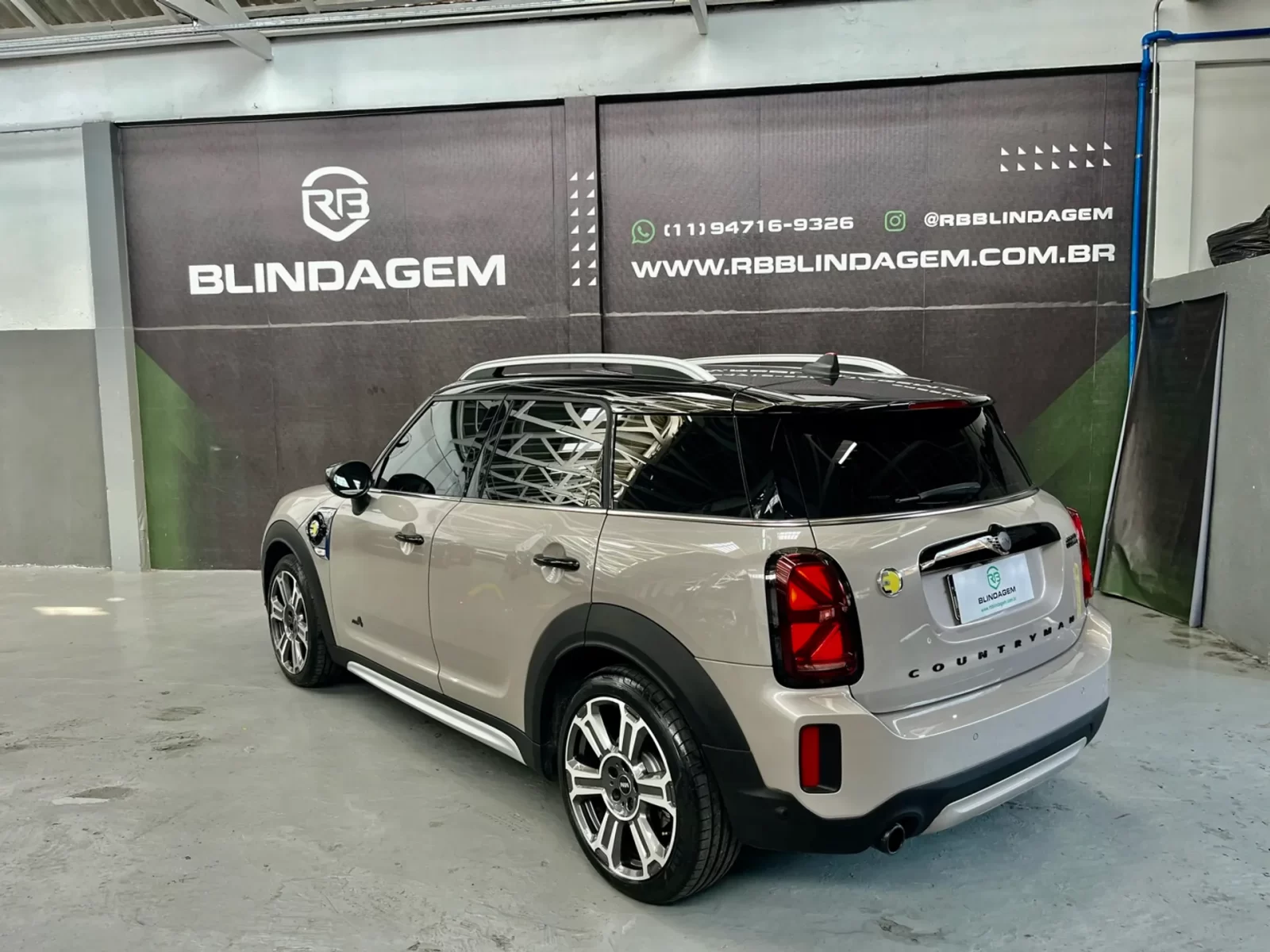 mini-countryman-1-5-12v-twinpower-turbo-hybrid-cooper-s-e-sport-all4-steptronic-05