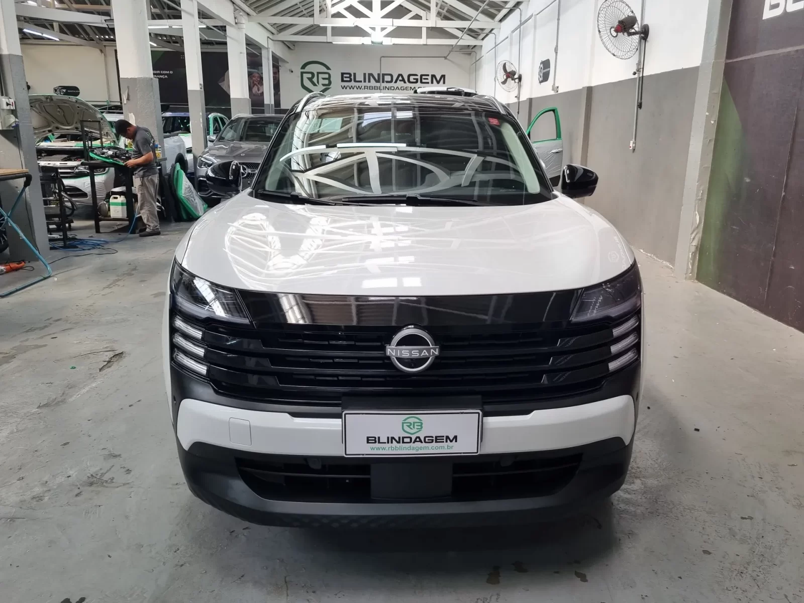 nissan-kicks-1-0-turbo-flex-platinum-dct-03
