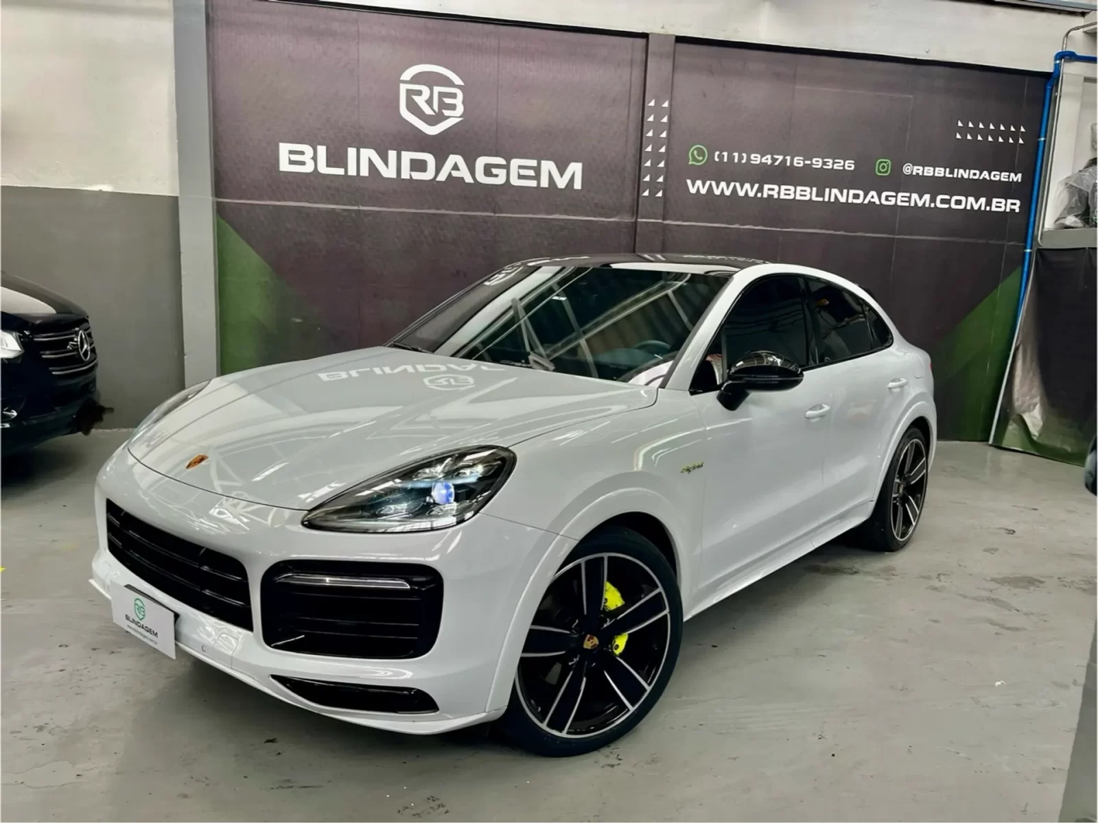 porsche-cayenne-3-0-v6-ehybrid-coupe-awd-tiptronic-s-01