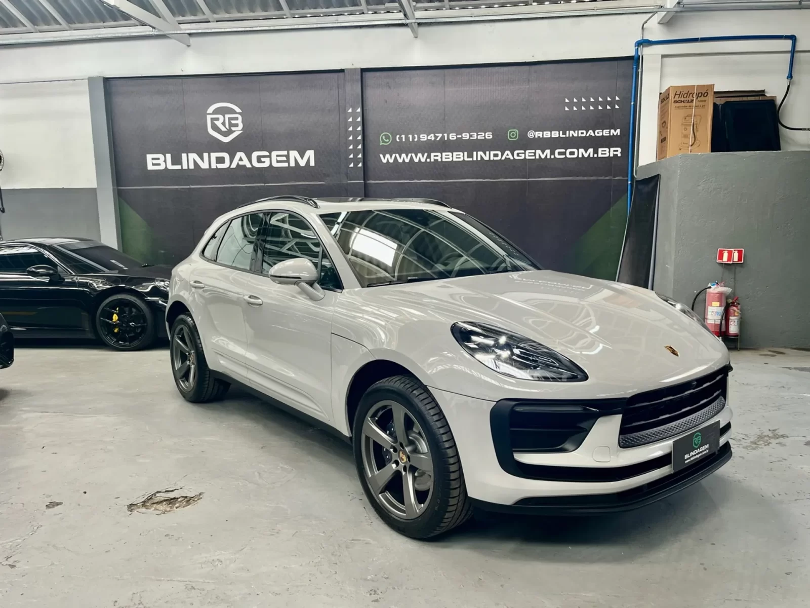 porsche-macan-20-turbo-gasolina-pdk-4-portas-2025-01