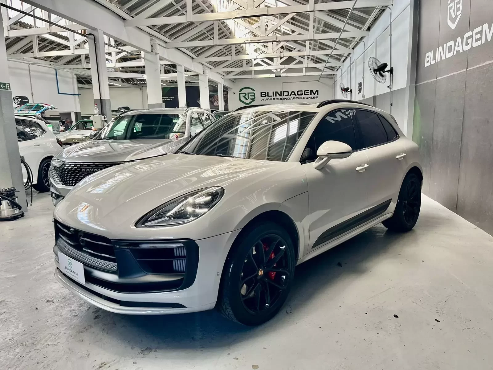 porsche-macan-29-v6-biturbo-gasolina-gts-pdk-4-portas-2023-2024-02