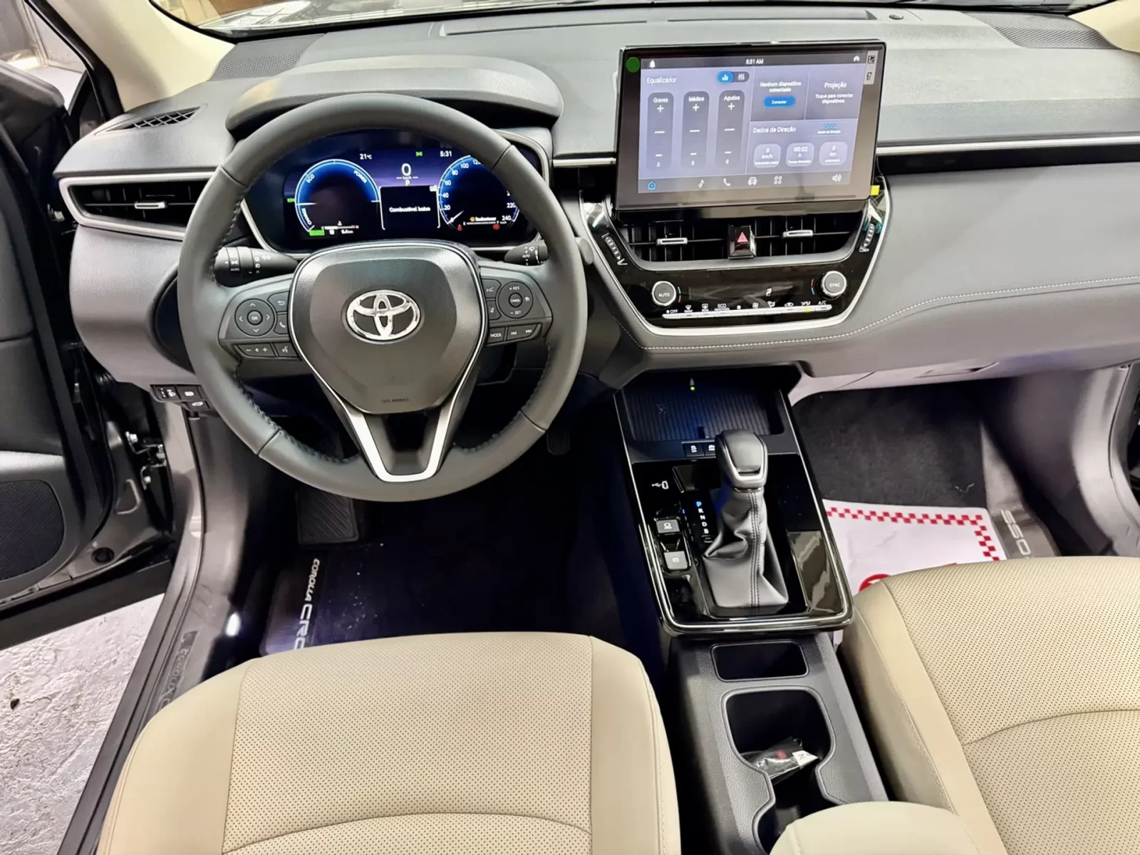 toyota-corolla-cross-1-8-vvti-hybrid-flex-xrx-cvt-08