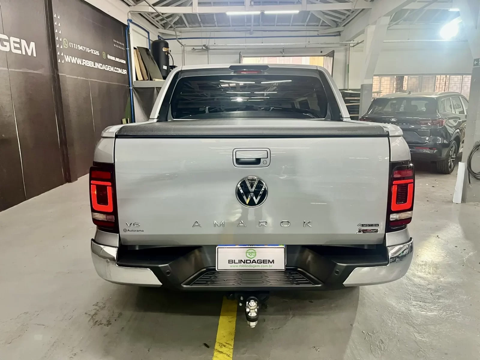 volkswagen-amarok-3-0-v6-tdi-diesel-extreme-cd-4motion-automatico-09