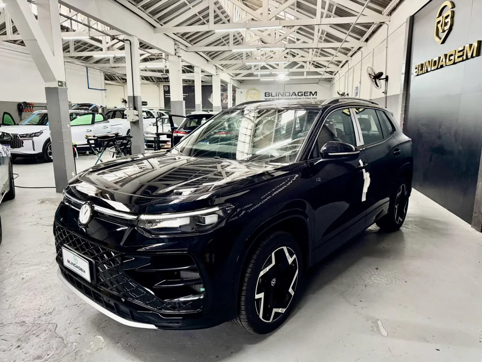 volkswagen-tiguan-2-0-350-tsi-gasolina-rline-4motion-automatico-3