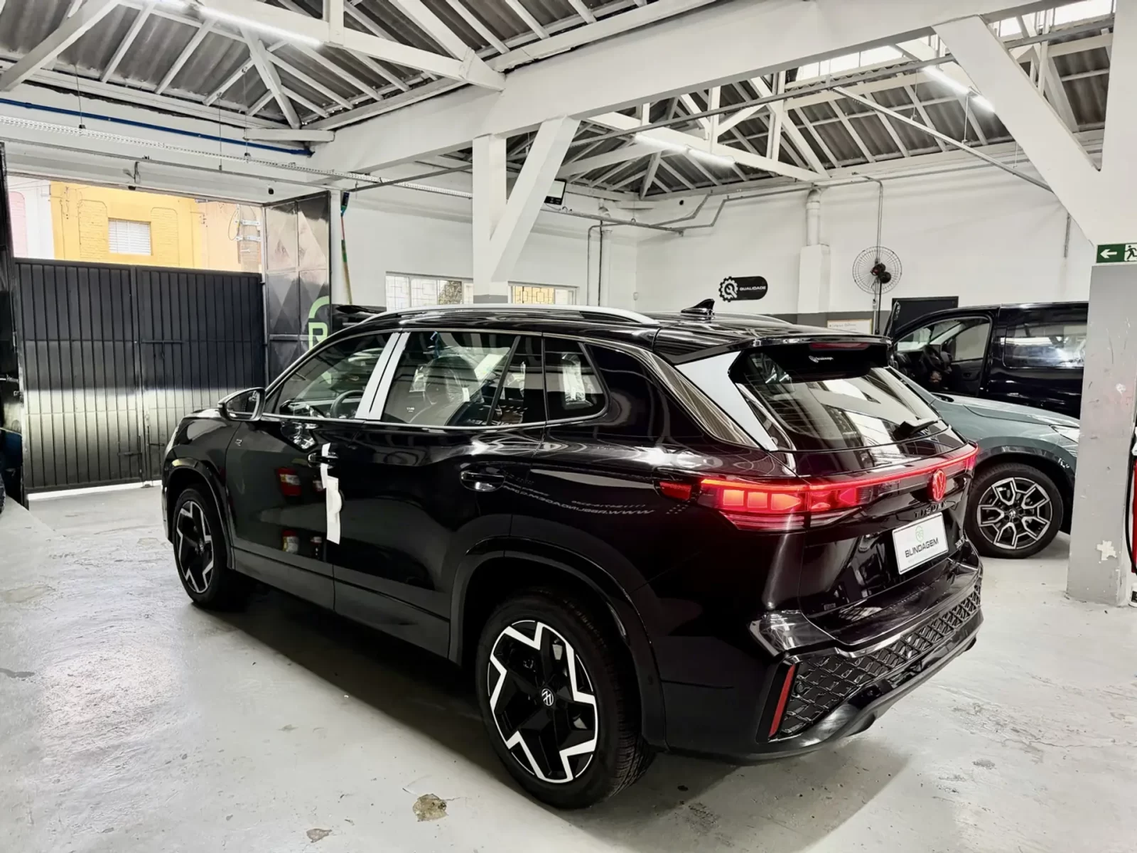 volkswagen-tiguan-2-0-350-tsi-gasolina-rline-4motion-automatico-7